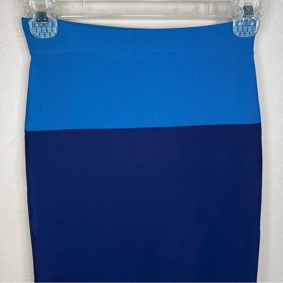 SMALL BCBGMAXAZRIA COLORBLOCK SKIRT STRETCH STRIPED BLUE RED PENCIL FITTED - Picture 5 of 8